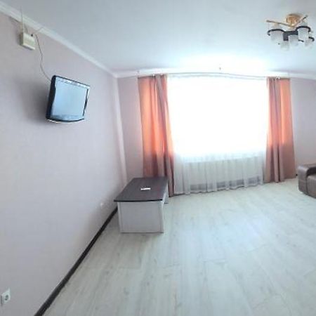 Apartment On Parkovaya Czarnomorsk Zewnętrze zdjęcie